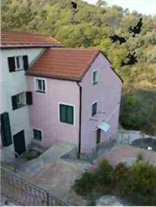 Foto 3 Locali in Vendita, pi� di 6 Locali, 122,93 mq, Vado Ligure
