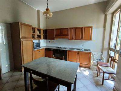 Foto 4 o pi� Locali in Vendita, 4 Locali, 115 mq, Reggio di Calabria