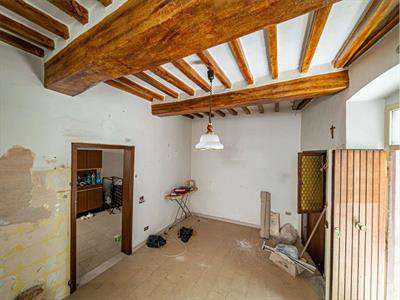 Foto 4 o pi� Locali in Vendita, 4 Locali, 75 mq, Todi