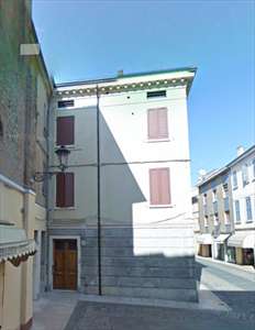 Foto 4 o pi� Locali in Vendita, 4 Locali, 90 mq, Mirandola