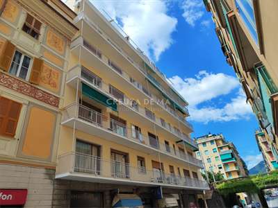 Foto 4 o pi� Locali in Vendita, 4 Locali, 92 mq, Rapallo
