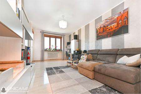 Foto 4 o pi� Locali in Vendita, 4 Locali, 99 mq, Luserna San Giovanni