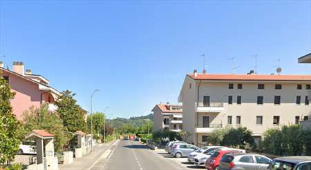 Foto 4 o pi� Locali in Vendita, 5,5 Locali, 100 mq, Montelabbate