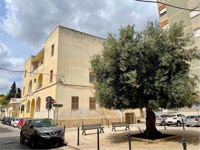 Foto 4 o pi� Locali in Vendita, 5 Locali, 205 mq, Brindisi (CENTRO)