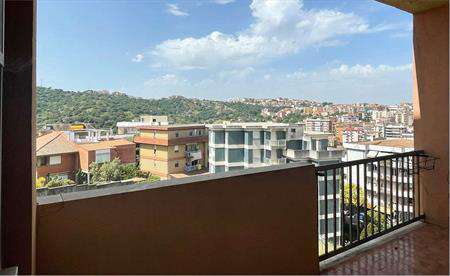 Foto 4 o pi� Locali in Vendita, 6 Locali, 158 mq, Nuoro