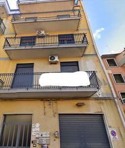 Foto 4 o pi� Locali in Vendita, pi� di 6 Locali, 120 mq, Giarre