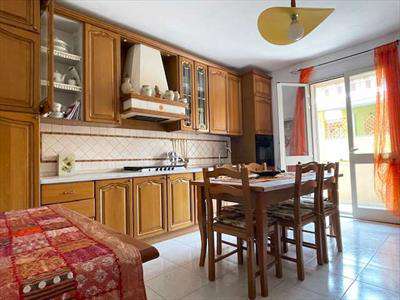 Foto 4 o pi� Locali in Vendita, pi� di 6 Locali, 166 mq, Siniscola