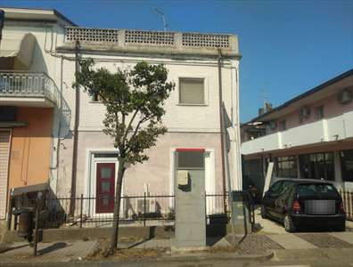 Foto 4 o pi� Locali in Vendita, pi� di 6 Locali, 193 mq, Rimini