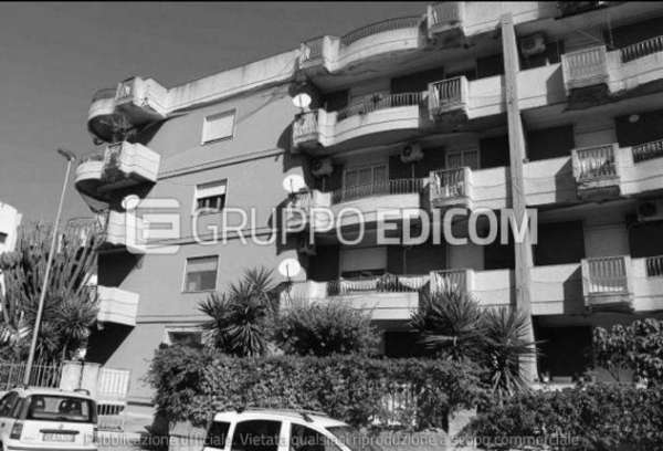 Foto Abitazione di tipo civile di 216 mq  in vendita a Floridia - Rif. 4505063