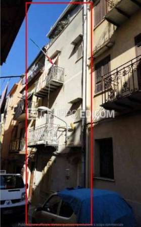 Foto Abitazione di tipo popolare di 119 mq  in vendita a Carini - Rif. 4511061