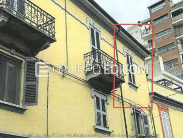 Foto Abitazione di tipo popolare di 157 mq  in vendita a Alessandria - Rif. 4502283