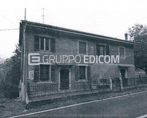 Foto Abitazione di tipo popolare di 221 mq  in vendita a Cartosio - Rif. 4512646