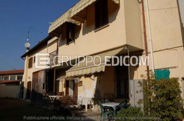 Foto Abitazione di tipo popolare in vendita a Castellanza - Rif. 4502017