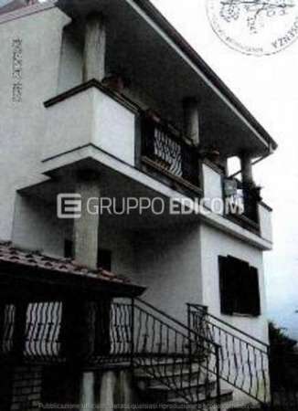 Foto Abitazione in villini di 288 mq  in vendita a Bisignano - Rif. 4501024