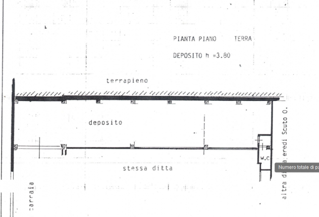 Foto Aci Catena - ampio locale magazzino
