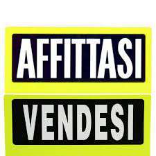 Foto affitto o vendo magazzino seminterrato a luni