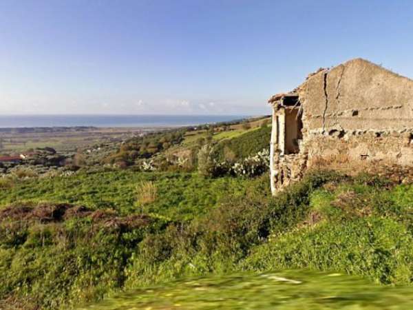 Foto Agricolo in Contrada Limagria