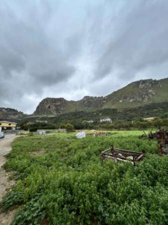 Foto Agricolo in Via Nicol� Domenico Evola