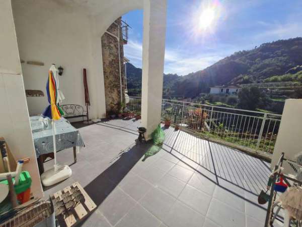 Foto Appartamento - Ventimiglia . Rif.: 23398197