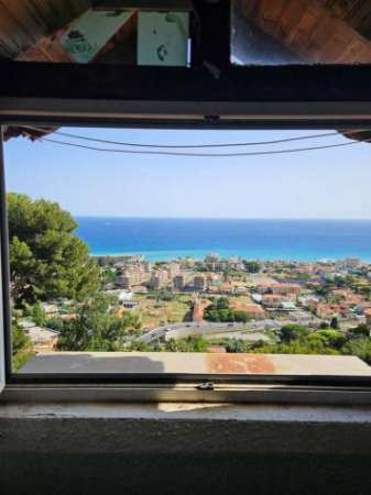 Foto Appartamento - Ventimiglia . Rif.: 454545