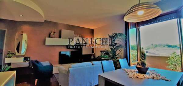 Foto Appartamento 3 camere - luminoso e panoramico
