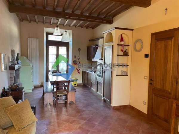 Foto Appartamento con giardino in antico Borgo alle porte di Asciano (SI)