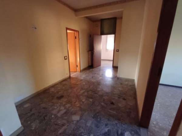 Foto Appartamento di 120 m con 4 locali e box auto in vendita a Soliera