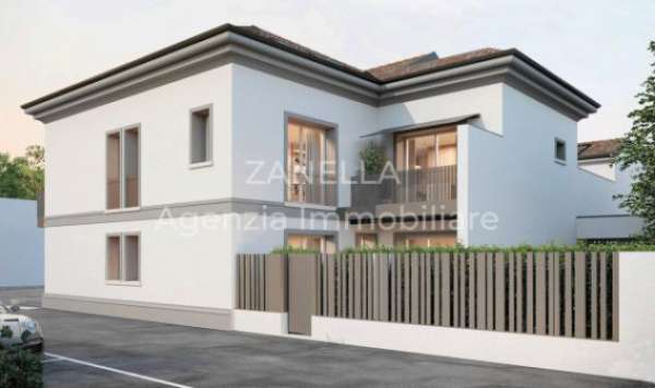 Foto Appartamento di 130 m con 4 locali e box auto doppio in vendita a Castelfranco Veneto