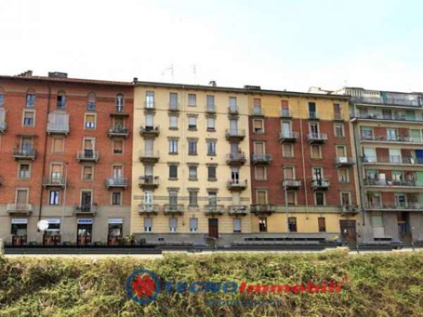 Foto Appartamento di 145 m con 1 locale in vendita a Torino