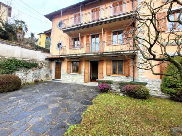 Foto APPARTAMENTO di 3 vani e di 94 mq (SORMANO) rif. V01046