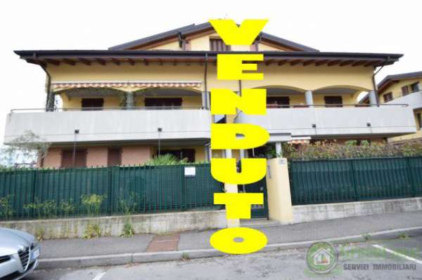 Foto APPARTAMENTO di 3 vani e di 95 mq (CAVENAGO DI BRIANZA) rif. IGC  3 LOCALI 165