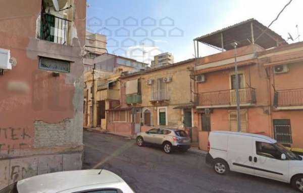 Foto APPARTAMENTO di 4 vani e di 100 mq (MESSINA) rif. 2vs17544