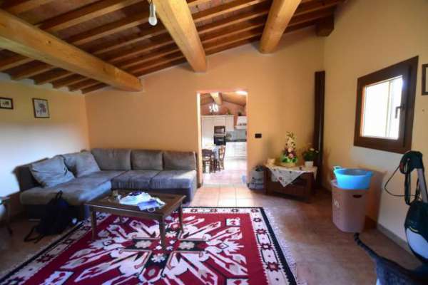 Foto APPARTAMENTO di 6 vani e di 145 mq (CASTELFIORENTINO) rif. CS 25
