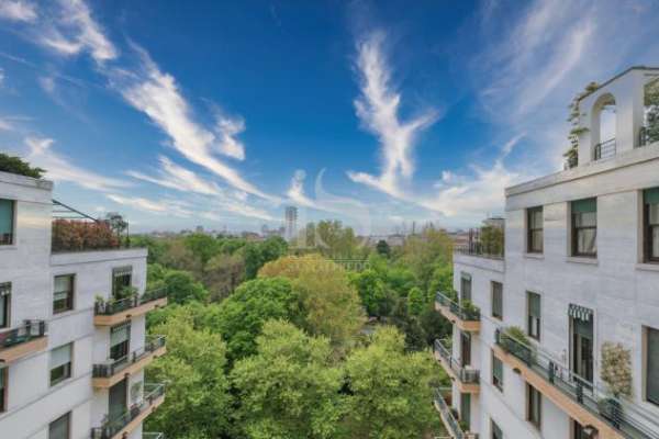 Foto APPARTAMENTO di 6 vani e di 330 mq (MILANO) rif. HOME 3604