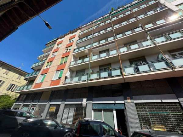 Foto Appartamento di 82 m con 3 locali in vendita a Varese