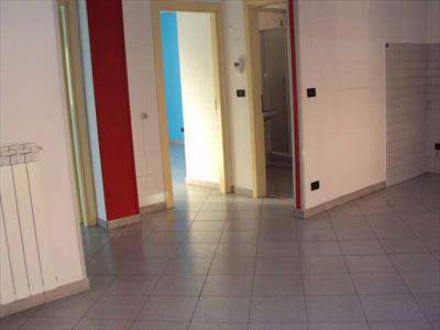 Foto Appartamento in Vendita, 3 Locali, 2 Camere, 60 mq (CAMPOROSSO)