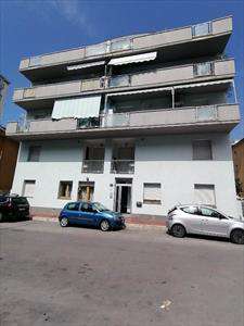 Foto Appartamento in Vendita, 3 Locali, 2 Camere, 75 mq (FOLLONICA ZO