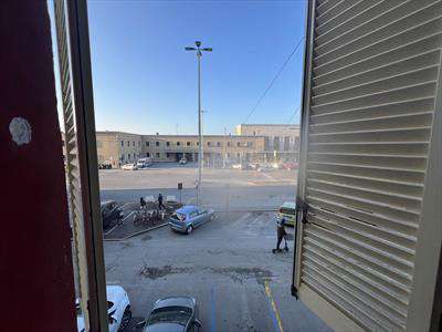 Foto Appartamento in Vendita, 3 Locali, 2 Camere, 80 mq (ANCONA STAZI