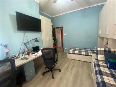 Foto Appartamento in Vendita, 4 Locali, 2 Camere, 100 mq (CARRARA STA