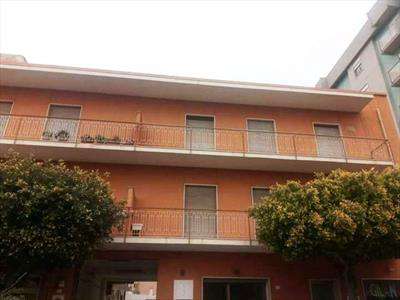 Foto Appartamento in Vendita, 4 Locali, 2 Camere, 110 mq (MARSALA CEN