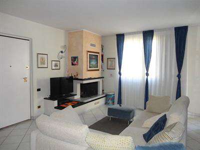 Foto Appartamento in Vendita, 4 Locali, 2 Camere, 85 mq (CERTALDO)