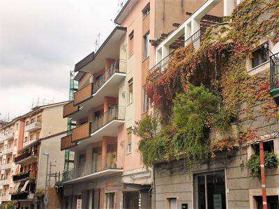 Foto Appartamento in Vendita, 4 Locali, 3 Camere, 100 mq (AVELLINO PI