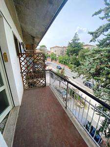 Foto Appartamento in Vendita, 4 Locali, 3 Camere, 105 mq (CASTELRAIMO
