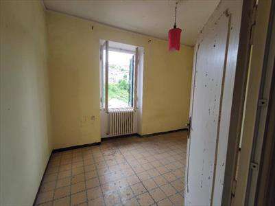 Foto Appartamento in Vendita, 4 Locali, 3 Camere, 90 mq (MONTEFIASCON