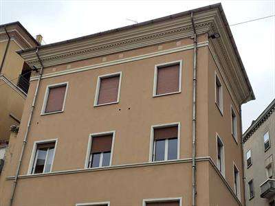 Foto Appartamento in Vendita, 5 Locali, 140 mq (MANTOVA CENTRO STORIC