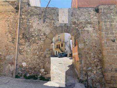 Foto Appartamento in Vendita, 5 Locali, 2 Camere, 100 mq (SCIACCA CEN