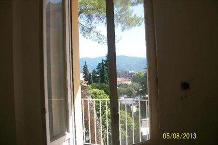 Foto Appartamento in Vendita, 5 Locali, 2 Camere, 95 mq (AREZZO CENTR