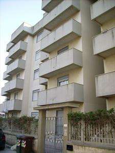 Foto Appartamento in Vendita, 5 Locali, 3 Camere, 105 mq (MARSALA CEN