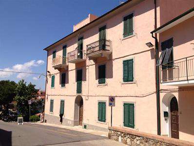 Foto Appartamento in Vendita, 5 Locali, 3 Camere, 85 mq (CAPOLIVERI)