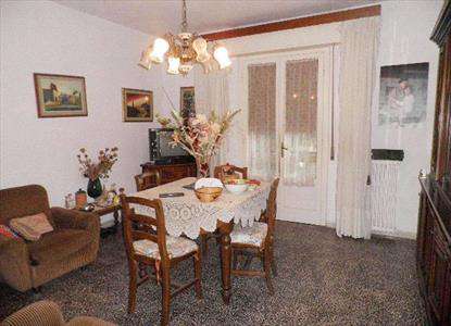 Foto Appartamento in Vendita, 5 Locali, 3 Camere, 90 mq (CASTELLINA M